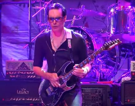 Steve Vai